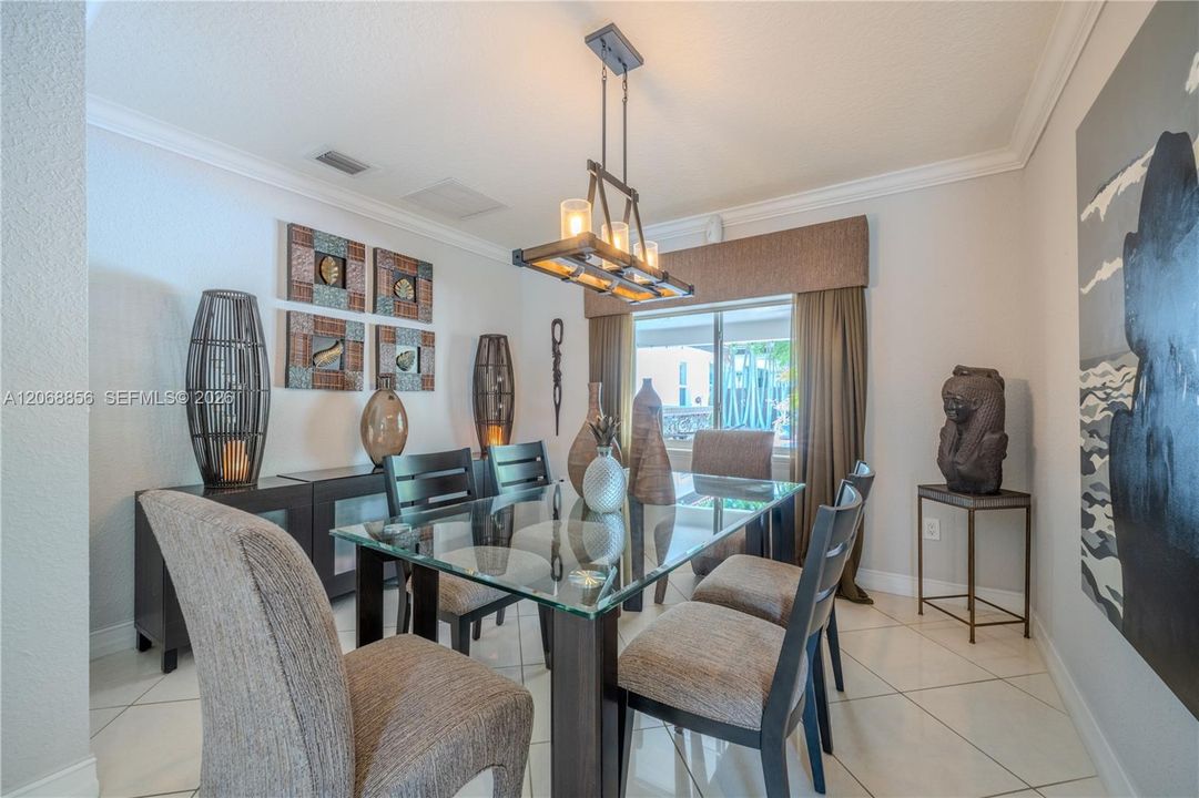 Formal Dining