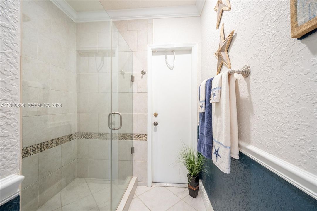 For Sale: $989,000 (4 beds, 3 baths, 2607 Square Feet)