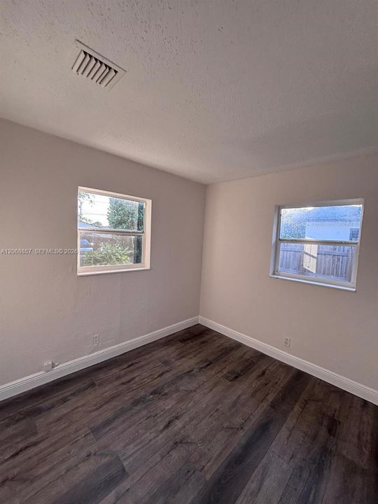 For Rent: $1,950 (2 beds, 1 baths, 0 Square Feet)