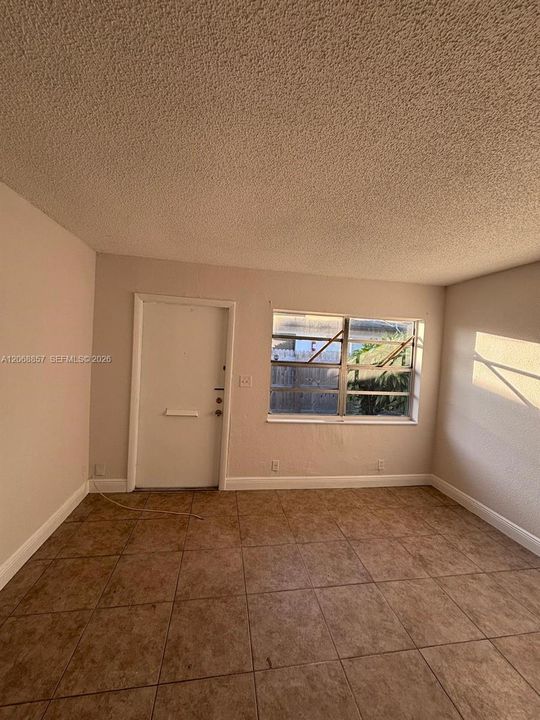 For Rent: $1,950 (2 beds, 1 baths, 0 Square Feet)