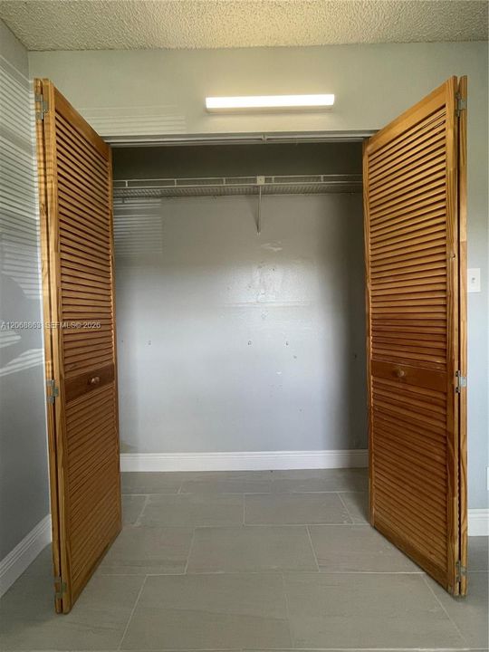 Activo con contrato: $2,000 (2 camas, 2 baños, 768 Pies cuadrados)