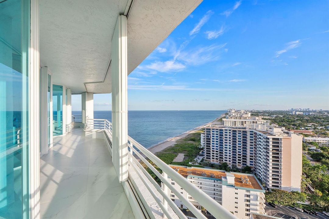 Breathtaking Ocean & City views