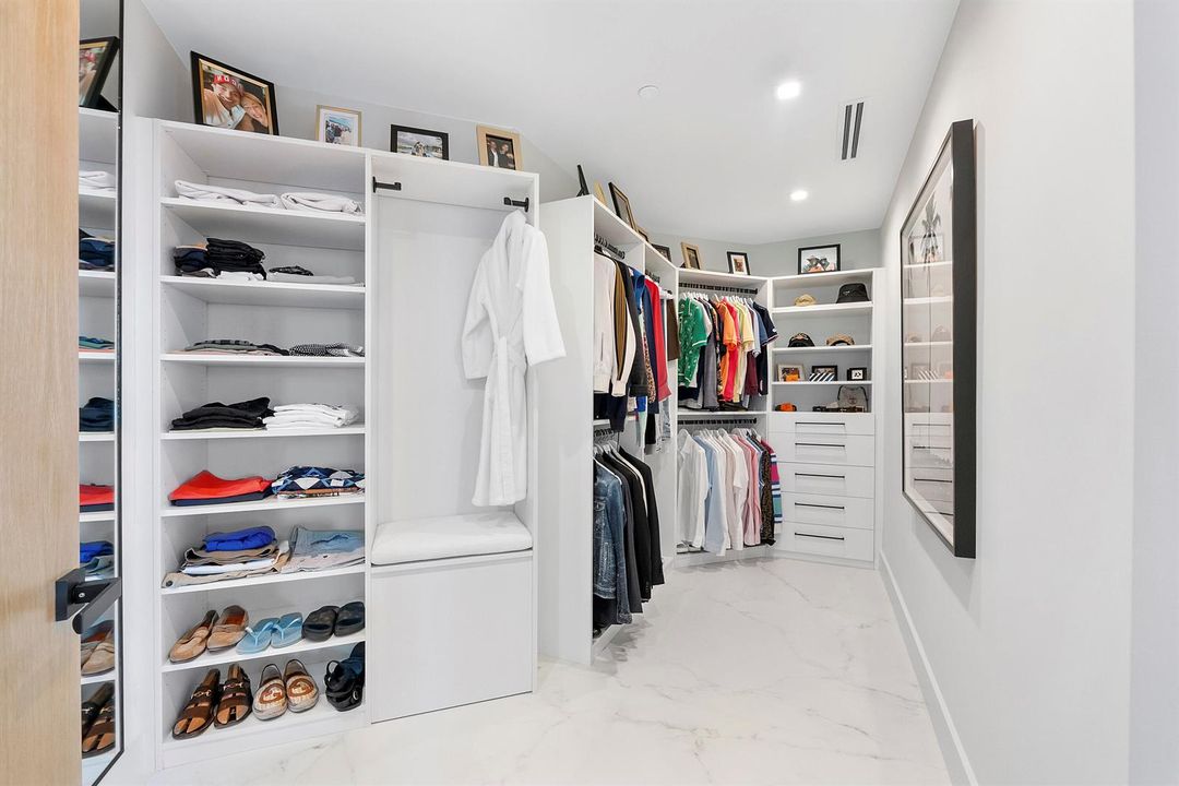 1700 S Ocean Blvd PH B_052