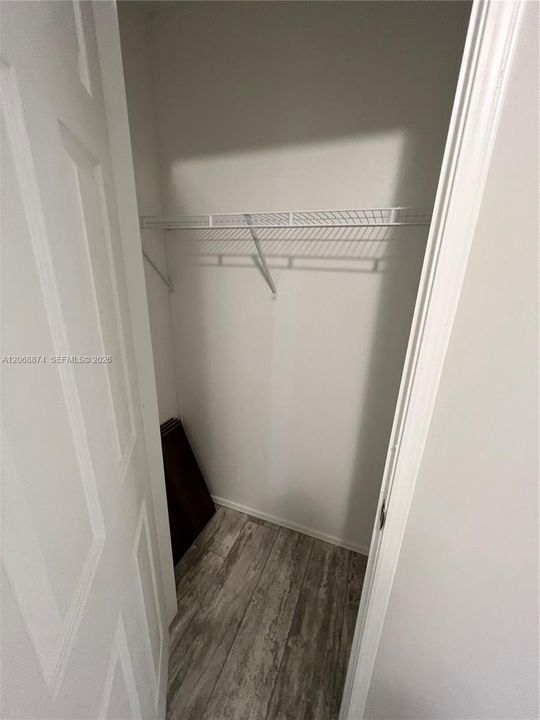 For Rent: $2,800 (4 beds, 2 baths, 1512 Square Feet)