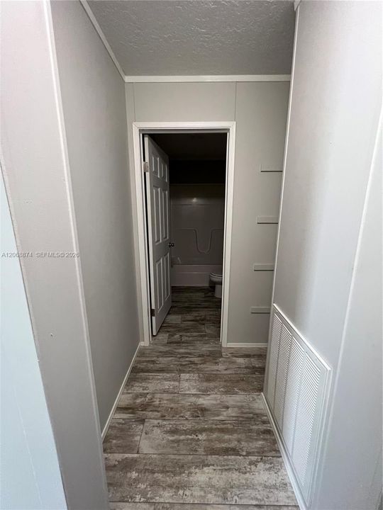 For Rent: $2,800 (4 beds, 2 baths, 1512 Square Feet)