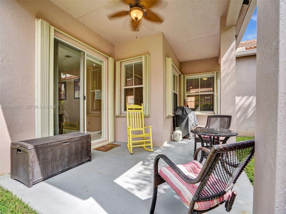 For Rent: $3,900 (3 beds, 2 baths, 1662 Square Feet)