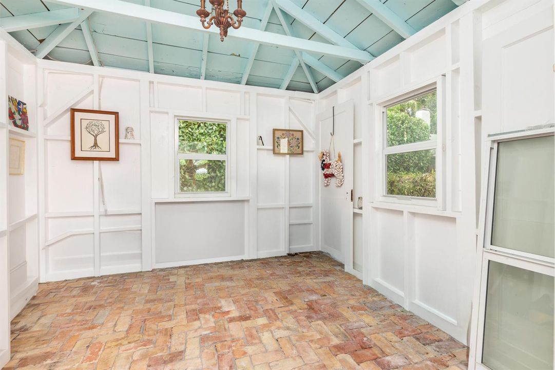 Cabana Interior