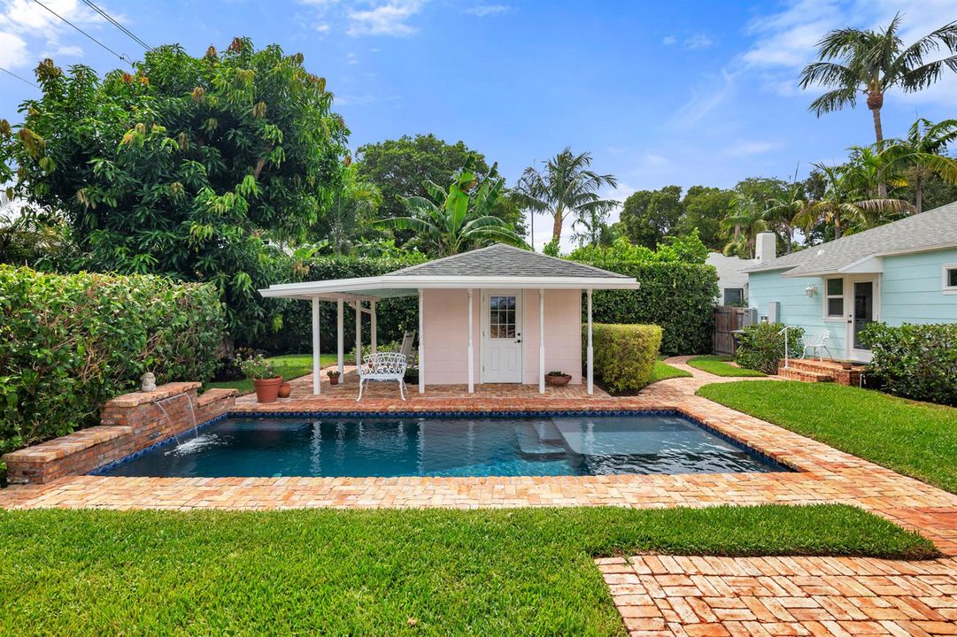 Pool & Cabana