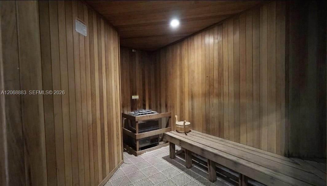 В аренду: $3,400 (2 спален, 2 ванн, 920 Квадратных фут)