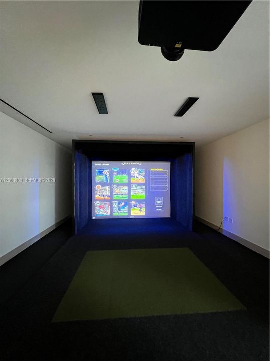 For Sale: $550,000 (1 beds, 1 baths, 468 Square Feet)