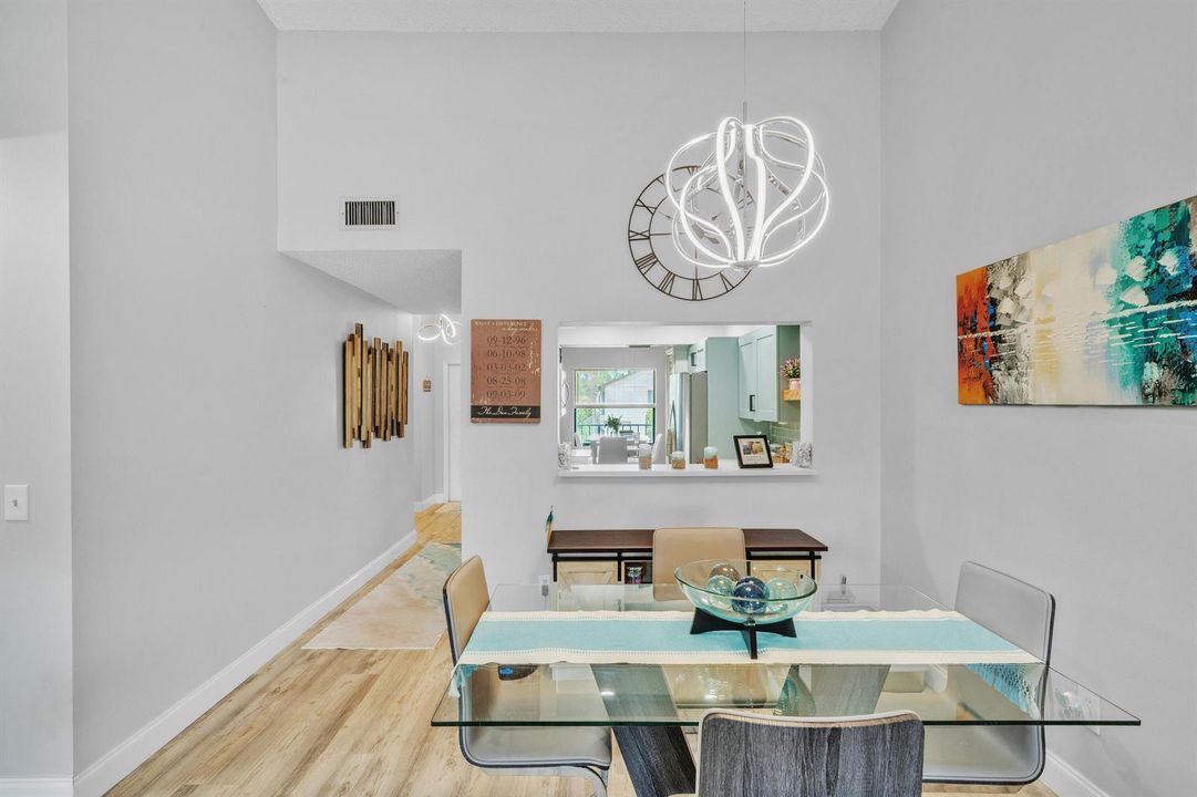 19 Dining Area