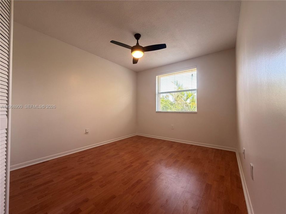 Recently Rented: $3,500 (3 beds, 2 baths, 1529 Square Feet)