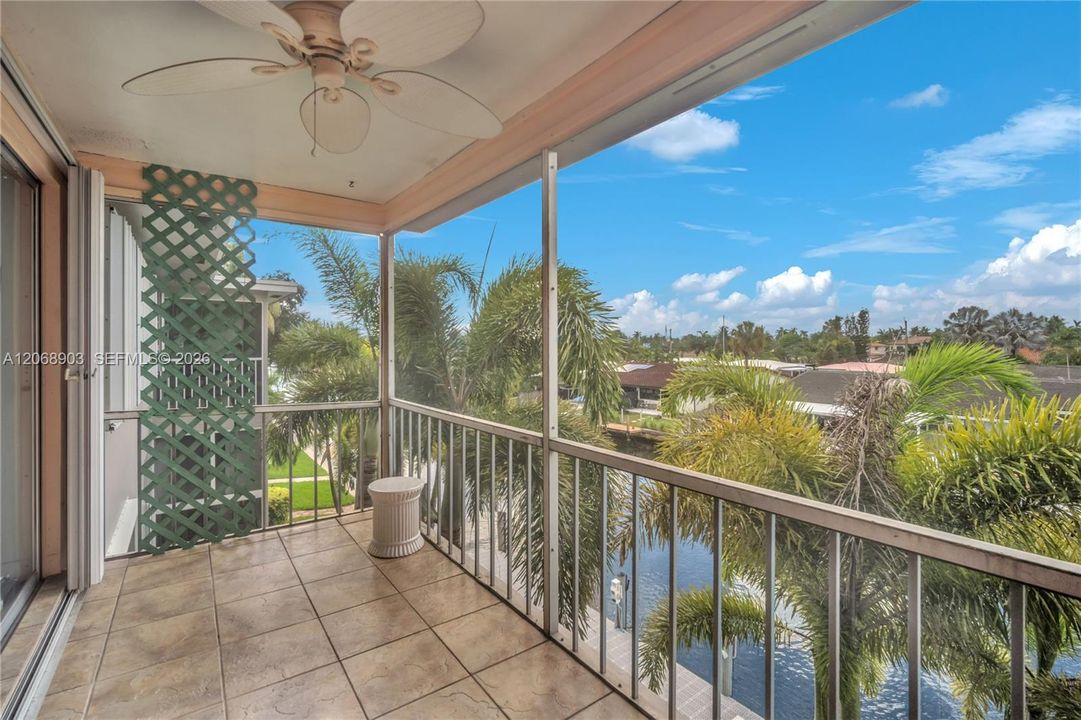 Beautiful lush greenery view from your balcony!