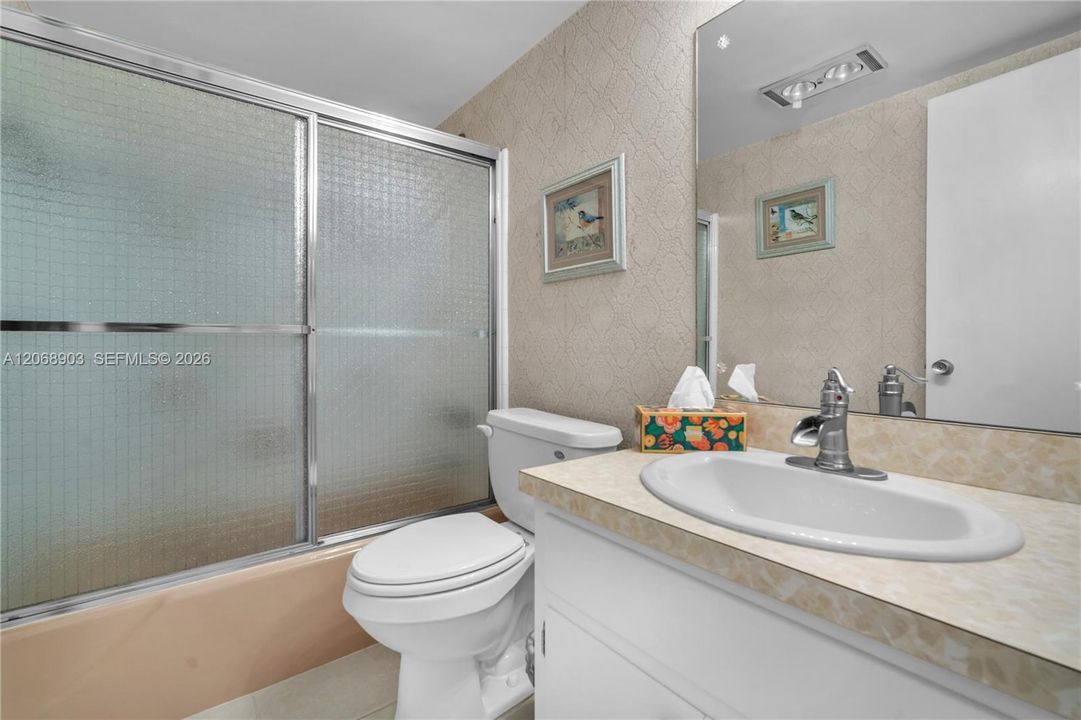 Convenient Guest bathroom