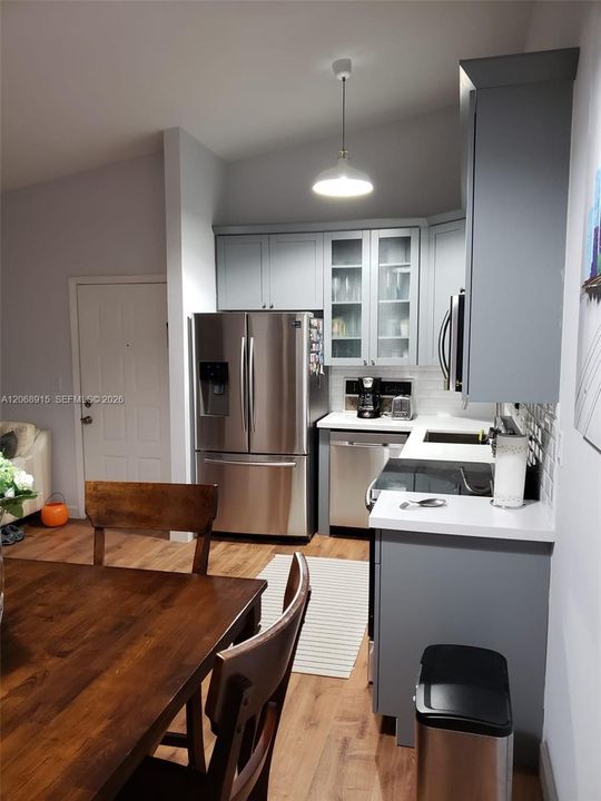 For Rent: $3,300 (3 beds, 2 baths, 1060 Square Feet)