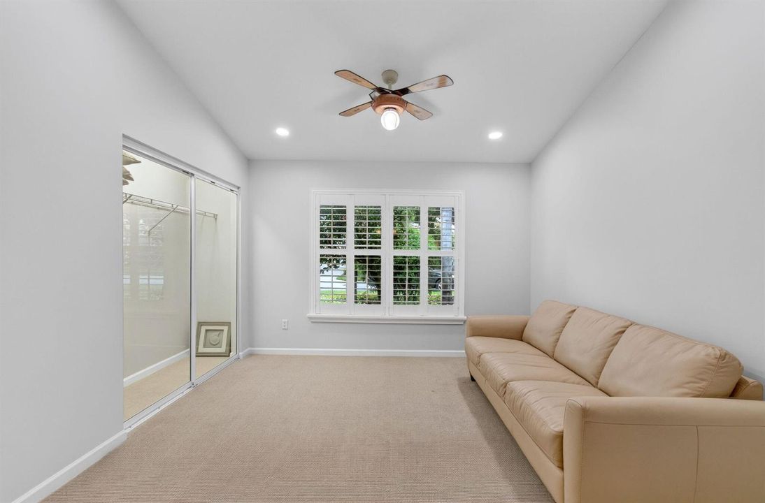 BEDROOM 3 OR DEN