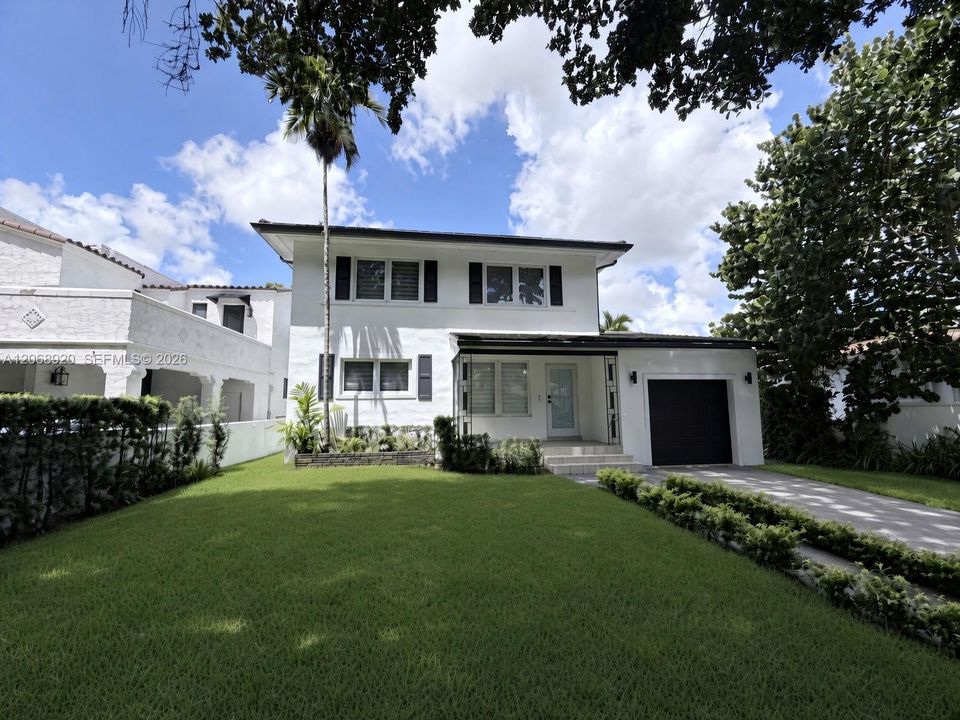 For Sale: $1,849,900 (4 beds, 2 baths, 1812 Square Feet)
