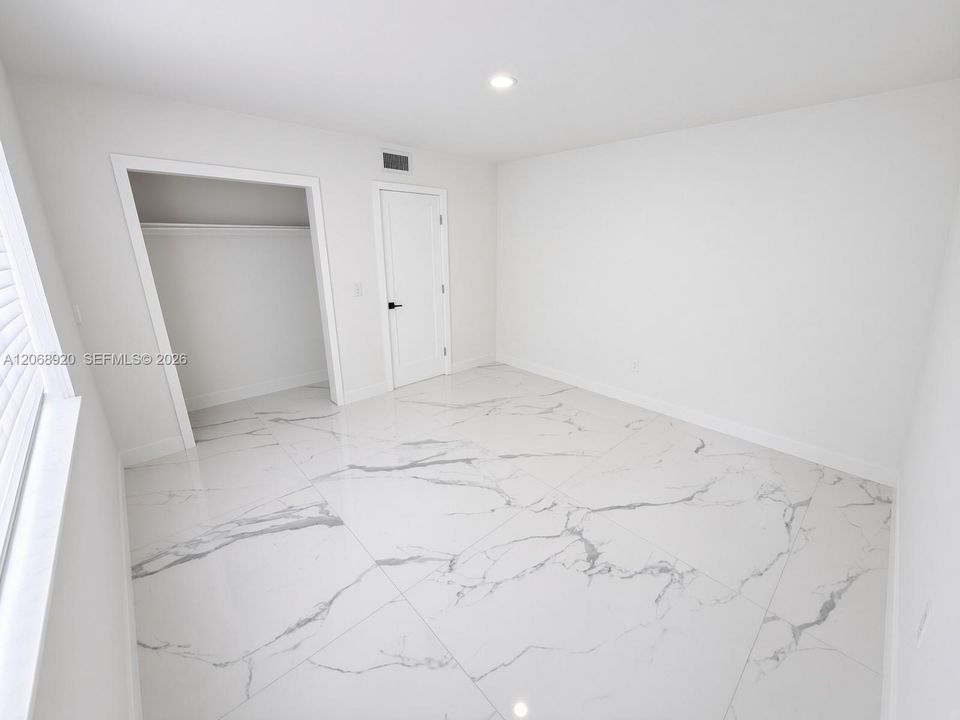 For Sale: $1,849,900 (4 beds, 2 baths, 1812 Square Feet)
