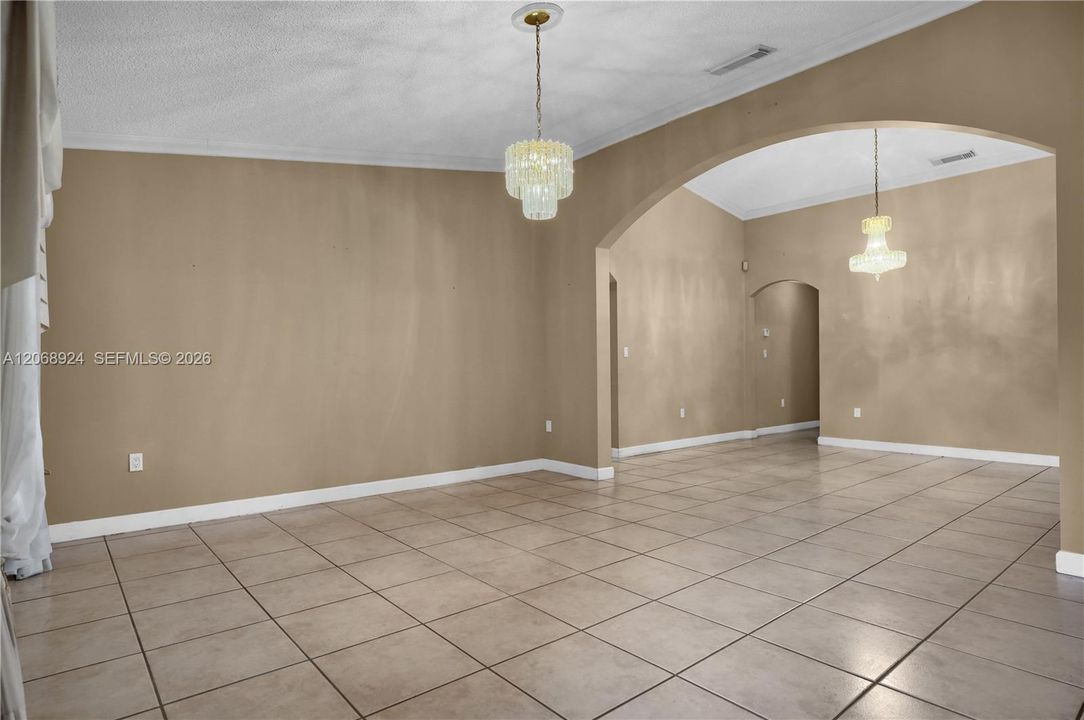 For Sale: $699,000 (4 beds, 2 baths, 1786 Square Feet)