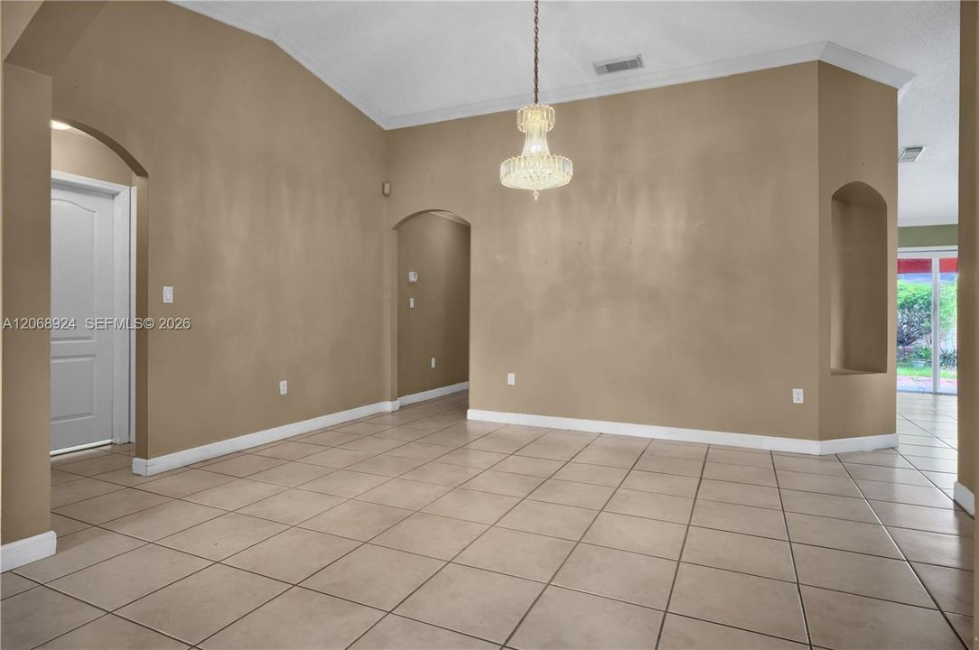 For Sale: $699,000 (4 beds, 2 baths, 1786 Square Feet)