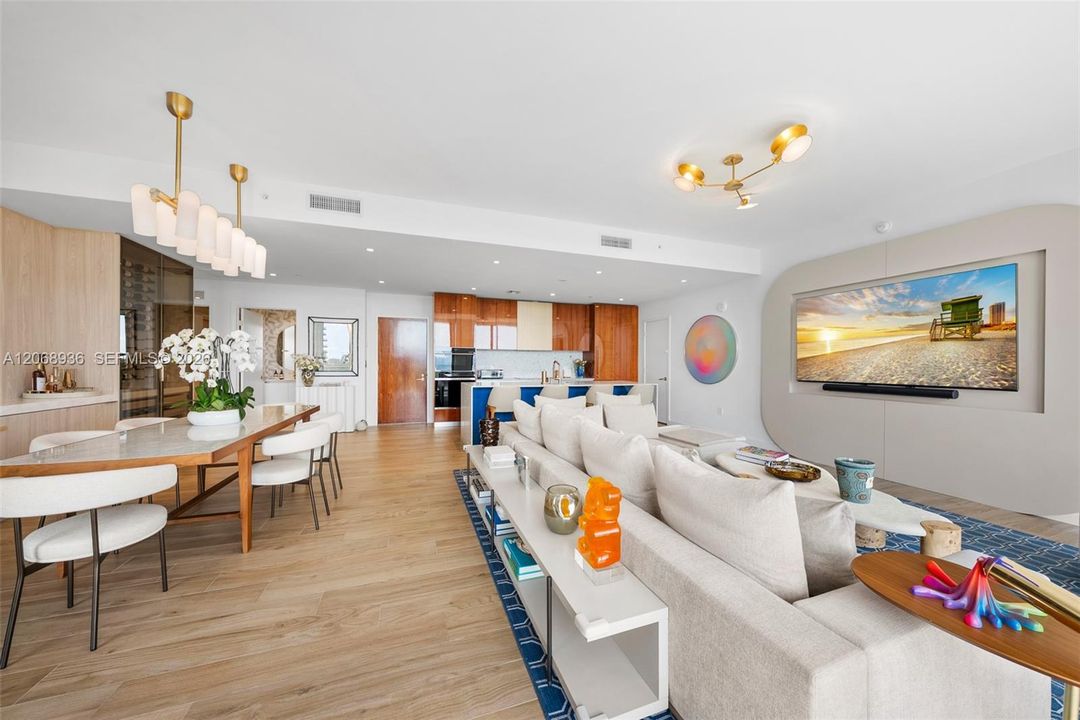 For Sale: $3,995,000 (3 beds, 3 baths, 2058 Square Feet)