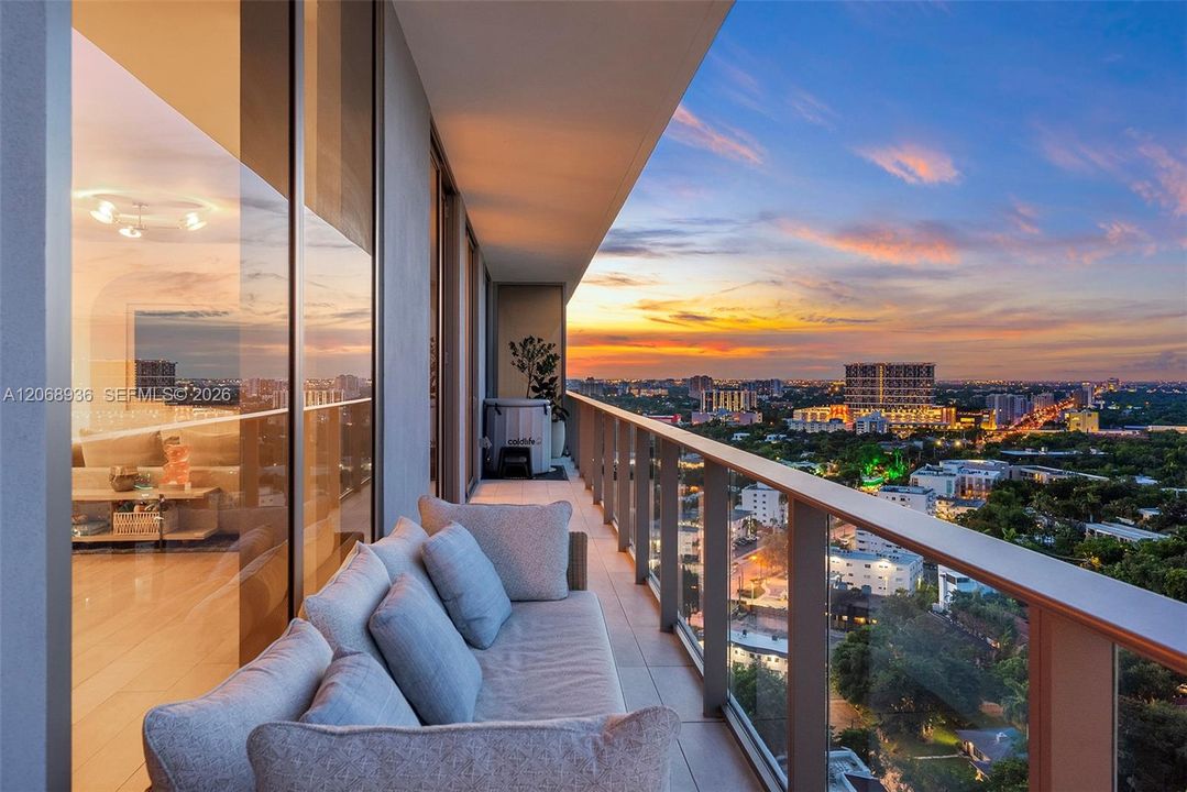 For Sale: $3,995,000 (3 beds, 3 baths, 2058 Square Feet)