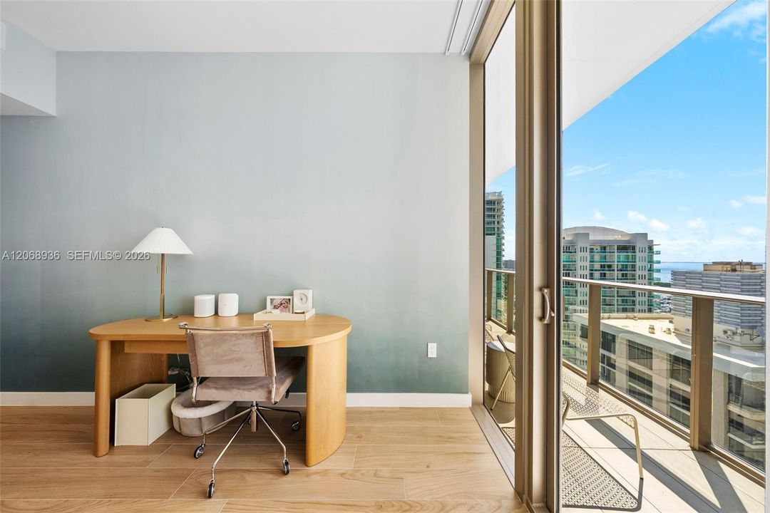 For Sale: $3,995,000 (3 beds, 3 baths, 2058 Square Feet)