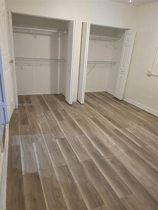For Rent: $2,600 (2 beds, 1 baths, 1338 Square Feet)