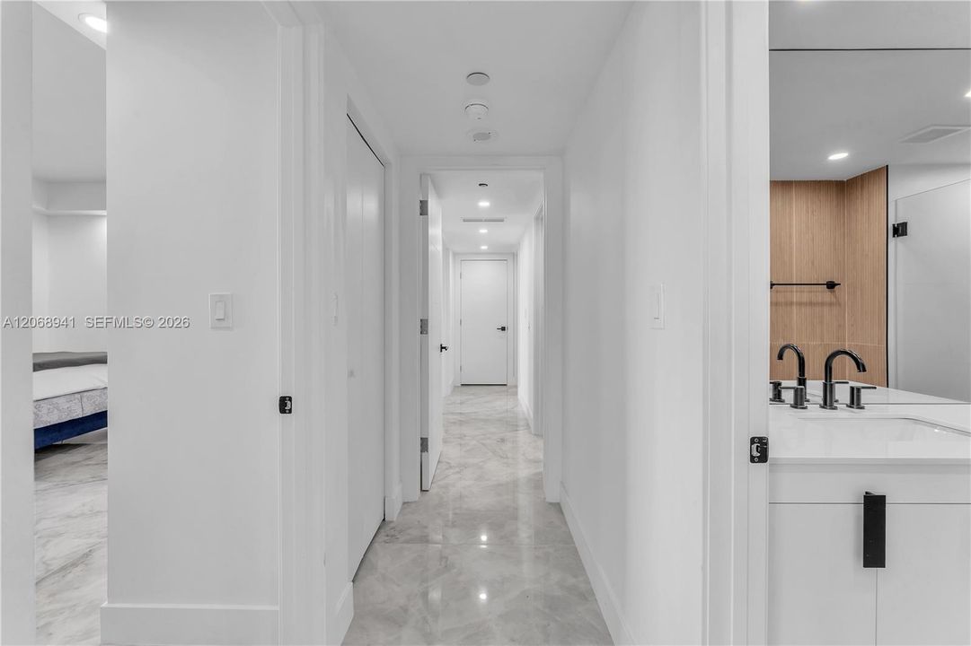For Rent: $4,900 (2 beds, 2 baths, 1763 Square Feet)