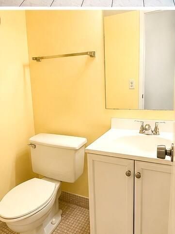 03_Powder_Room