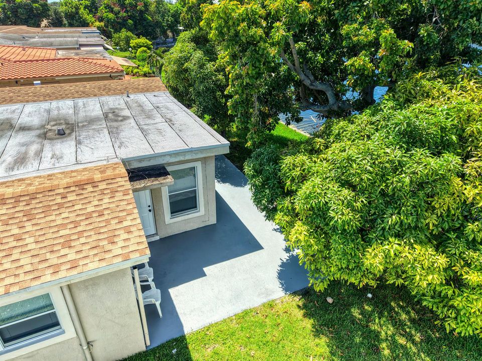 12 Backyard (1)