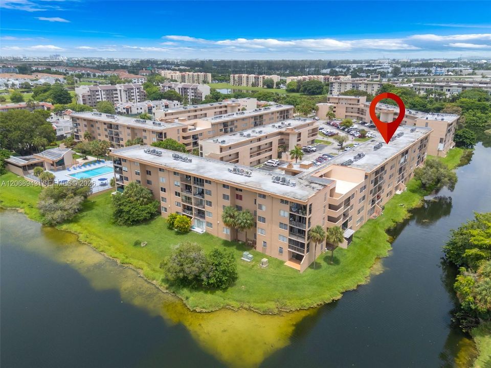 For Sale: $280,000 (2 beds, 2 baths, 1120 Square Feet)