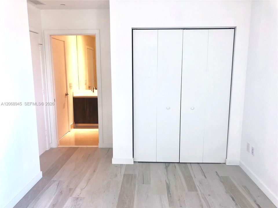 Active With Contract: $6,500 (2 beds, 2 baths, 1057 Square Feet)
