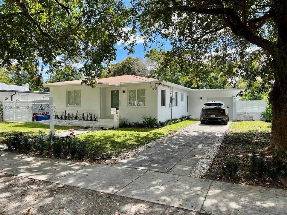 For Rent: $6,000 (3 beds, 3 baths, 1654 Square Feet)