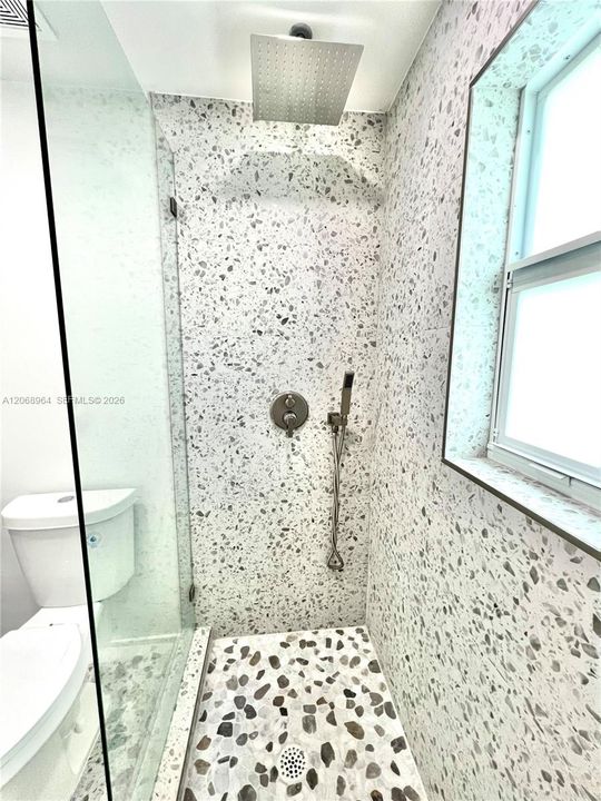 For Rent: $6,000 (3 beds, 3 baths, 1654 Square Feet)