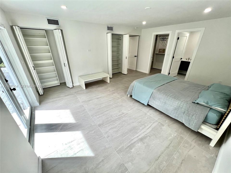 For Rent: $6,000 (3 beds, 3 baths, 1654 Square Feet)