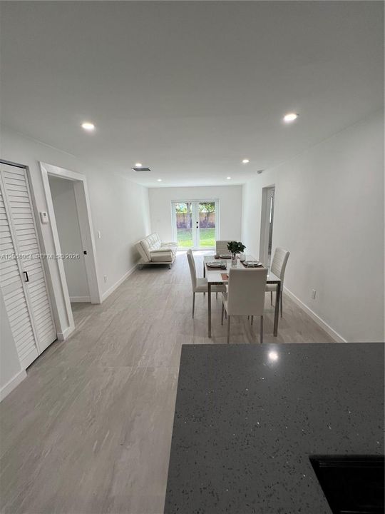 For Rent: $6,000 (3 beds, 3 baths, 1654 Square Feet)