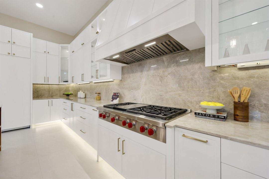 23 Coconut Ln - 36.jpg-SMALL