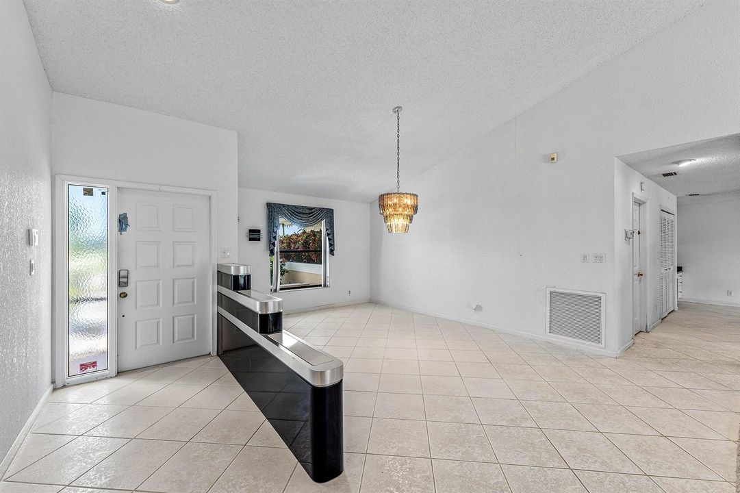 005-10775BocaWoodsLane-BocaRaton-FL-3342