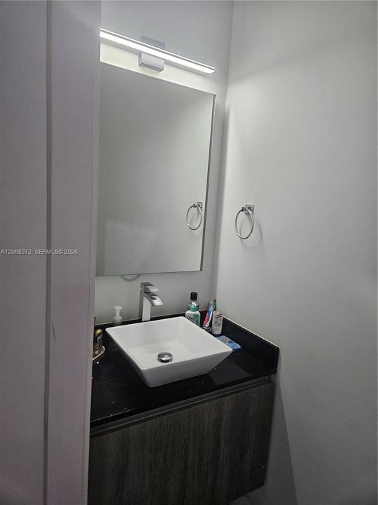 For Rent: $3,200 (3 beds, 2 baths, 1504 Square Feet)