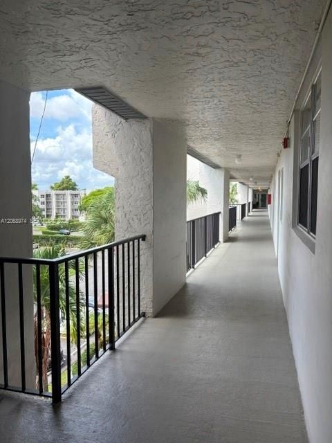 For Rent: $2,000 (2 beds, 2 baths, 1100 Square Feet)
