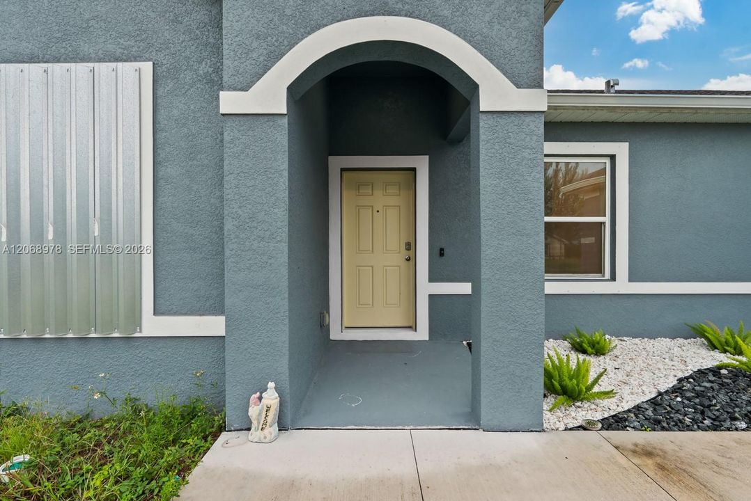 For Sale: $400,000 (3 beds, 2 baths, 0 Square Feet)