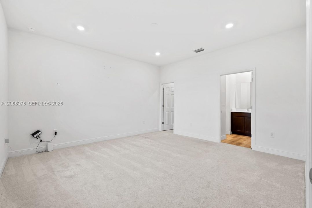 For Sale: $400,000 (3 beds, 2 baths, 0 Square Feet)