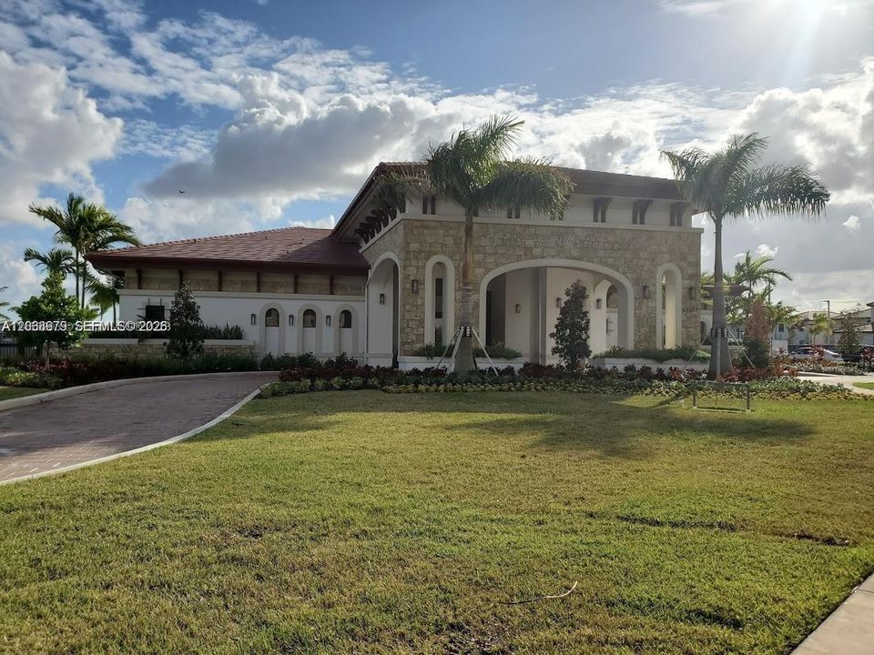 For Sale: $490,000 (3 beds, 2 baths, 1412 Square Feet)