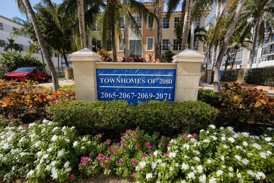 For Rent: $4,100 (3 beds, 2 baths, 1500 Square Feet)