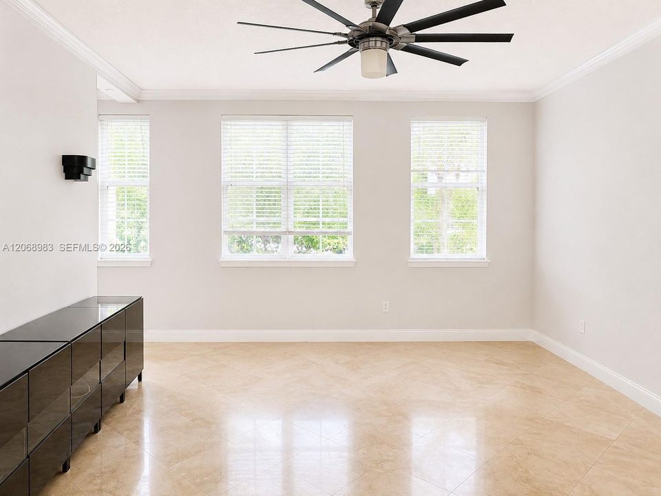 For Rent: $4,100 (3 beds, 2 baths, 1500 Square Feet)