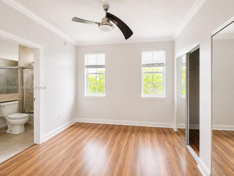 For Rent: $4,100 (3 beds, 2 baths, 1500 Square Feet)