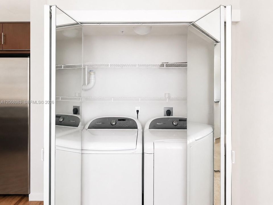 For Rent: $4,100 (3 beds, 2 baths, 1500 Square Feet)