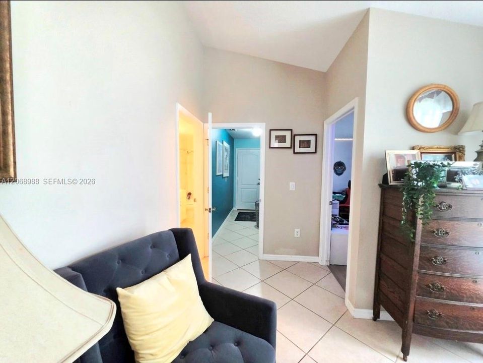 For Sale: $699,000 (4 beds, 3 baths, 2592 Square Feet)