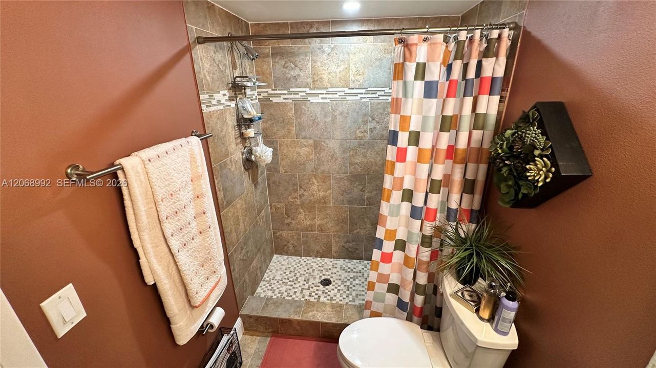 Full Bathroom - First Floor